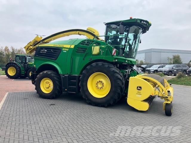 John Deere 9700i Pašarų ruošimo technika