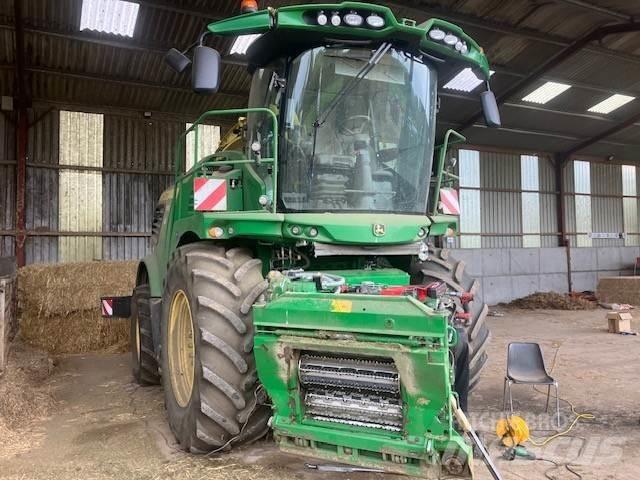 John Deere 9900 Pašarų ruošimo technika