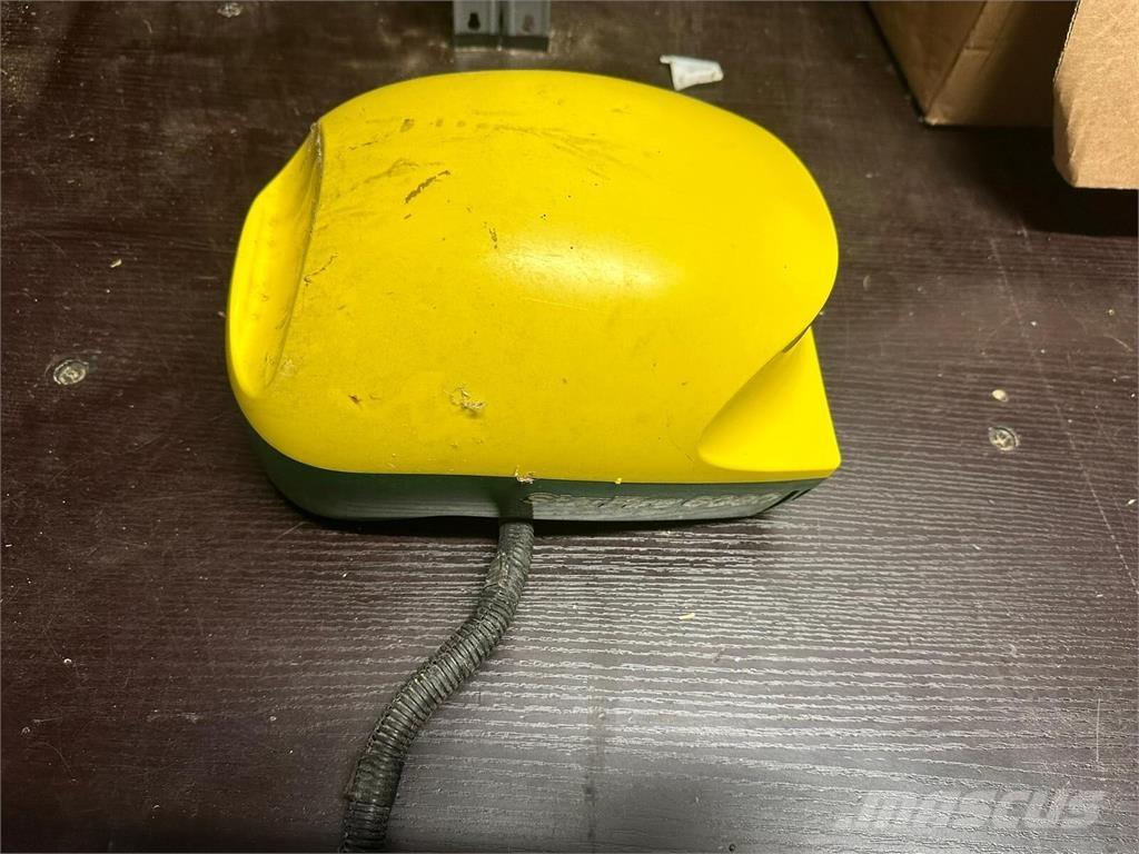 John Deere SF6000 Tiksli sėjimo technika