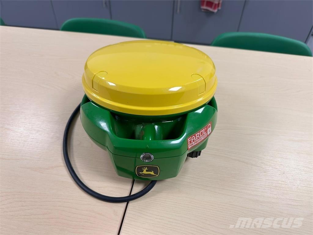 John Deere SF7000 Tiksli sėjimo technika