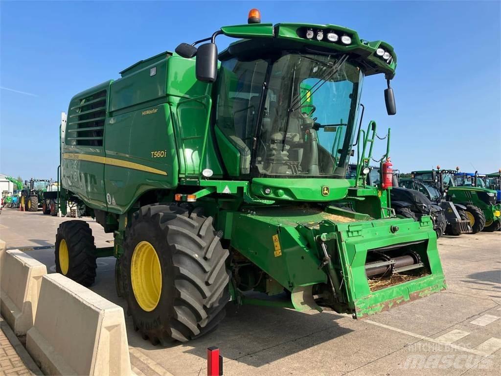 John Deere T560i HM Derliaus nuėmimo kombainai