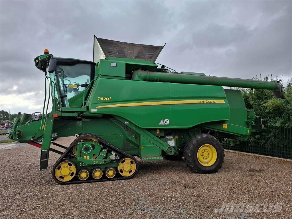 John Deere T670i Derliaus nuėmimo kombainai