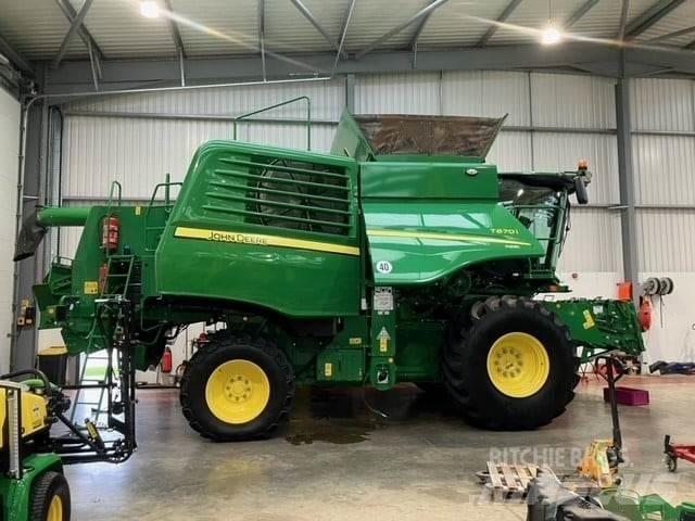 John Deere T670i Derliaus nuėmimo kombainai