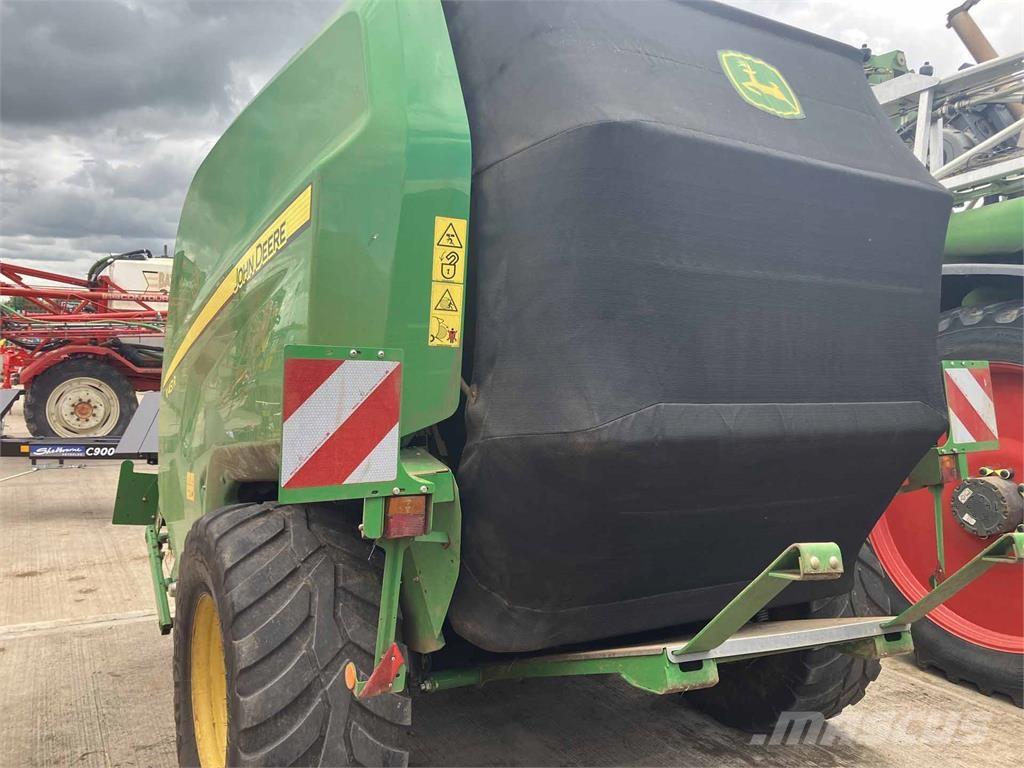 John Deere V451R Šieno grėbliai ir vartytuvai