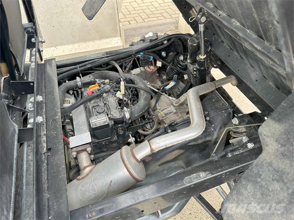 John Deere XUV855M S4 Specializuotos paskirties technika