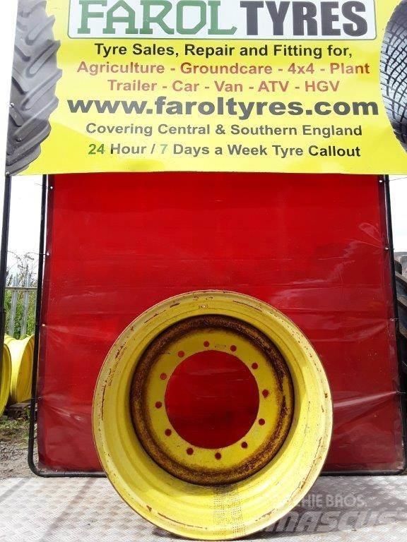 John Deere Yellow rim Padangos, ratai ir ratlankiai
