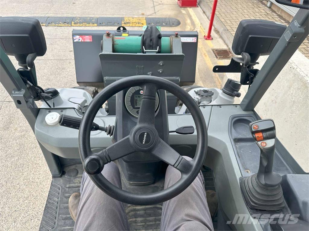 Kramer KL14.5 Teleskopiniai krautuvai žemės ūkiui