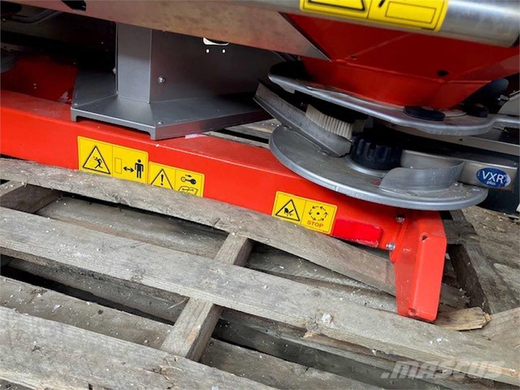 Kuhn Axis 30.2D Trąšų purkštuvai