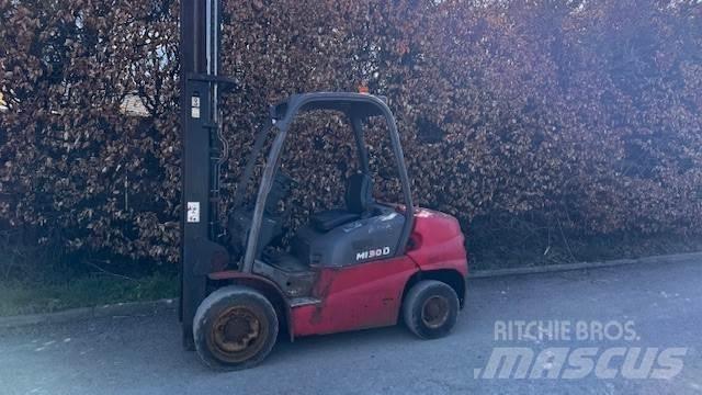 Manitou MI30D Teleskopiniai krautuvai žemės ūkiui