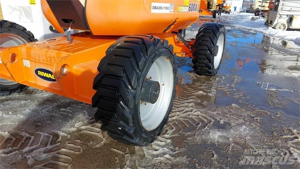 JLG 600AJ Alkūniniai keltuvai