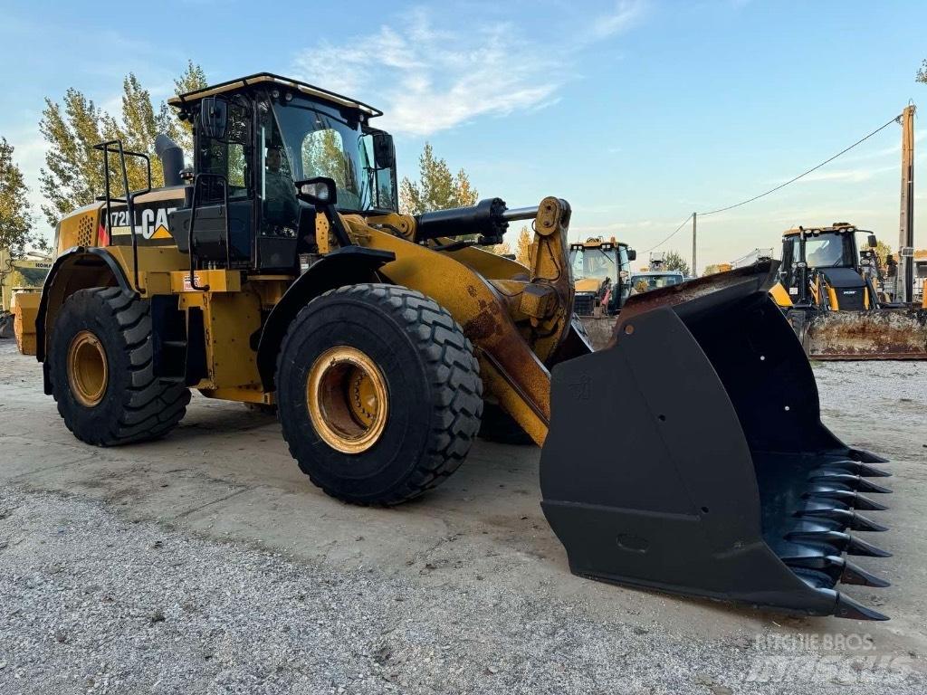 CAT 972 M Naudoti ratiniai krautuvai