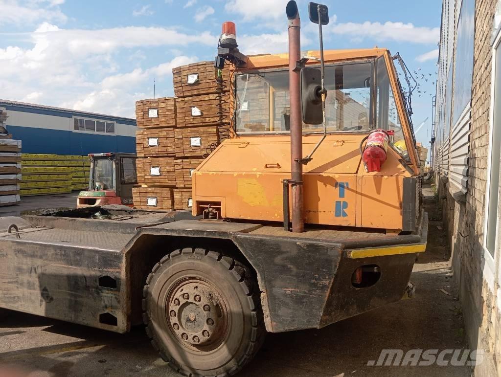 Sisu TR160 AL 4 X4 Naudoti terminalų vilkikai