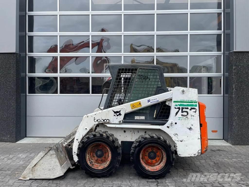 Bobcat 753 Krautuvai su šoniniu pasukimu