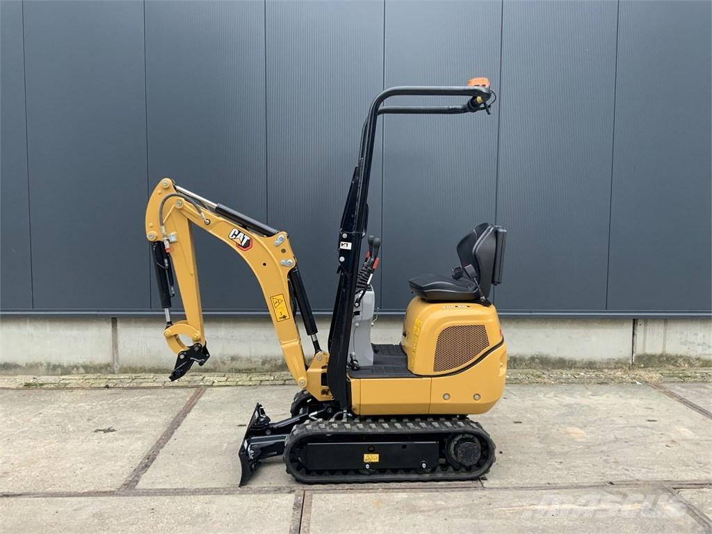 CAT 300.9 D Mini ekskavatoriai < 7 t