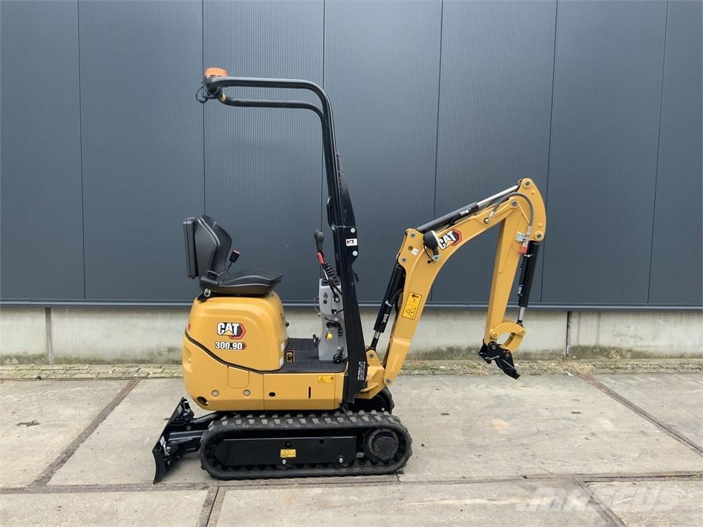 CAT 300.9 D Mini ekskavatoriai < 7 t