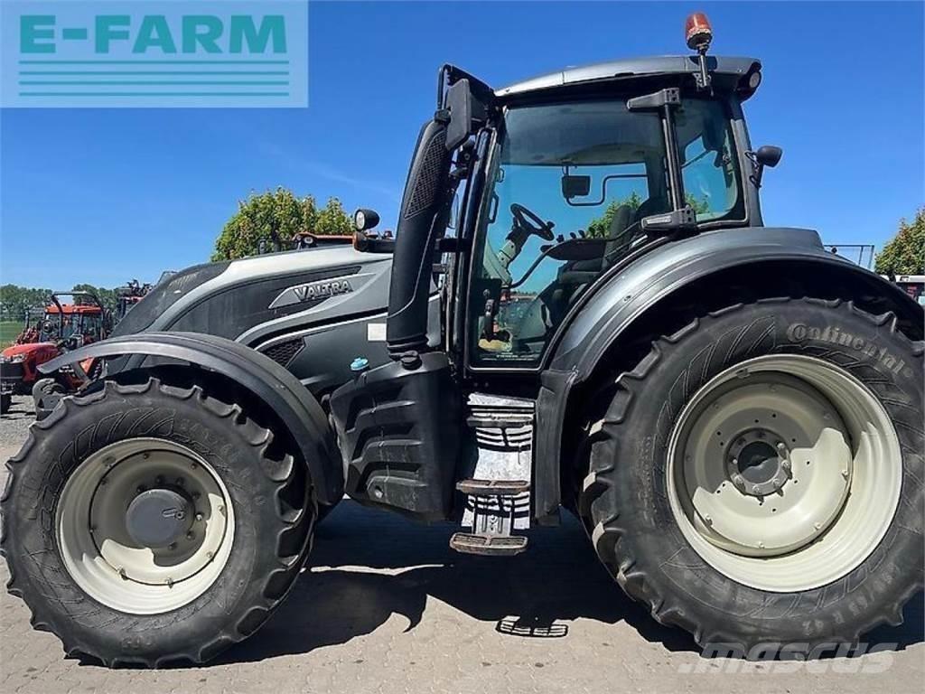 Valtra t174es Traktoriai