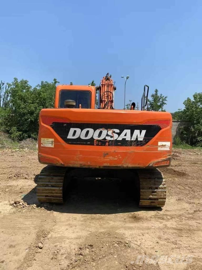 Doosan DX 130-9C Vikšriniai ekskavatoriai