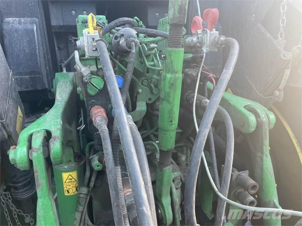 John Deere 6175M Traktoriai