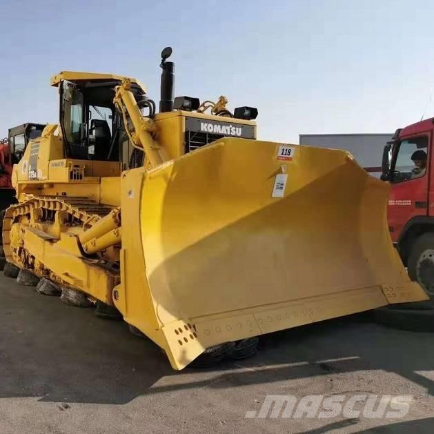 Komatsu d375a Vikšriniai buldozeriai