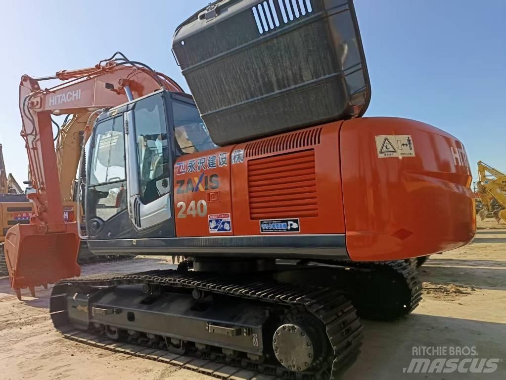 Hitachi ZX 240 Vikšriniai ekskavatoriai