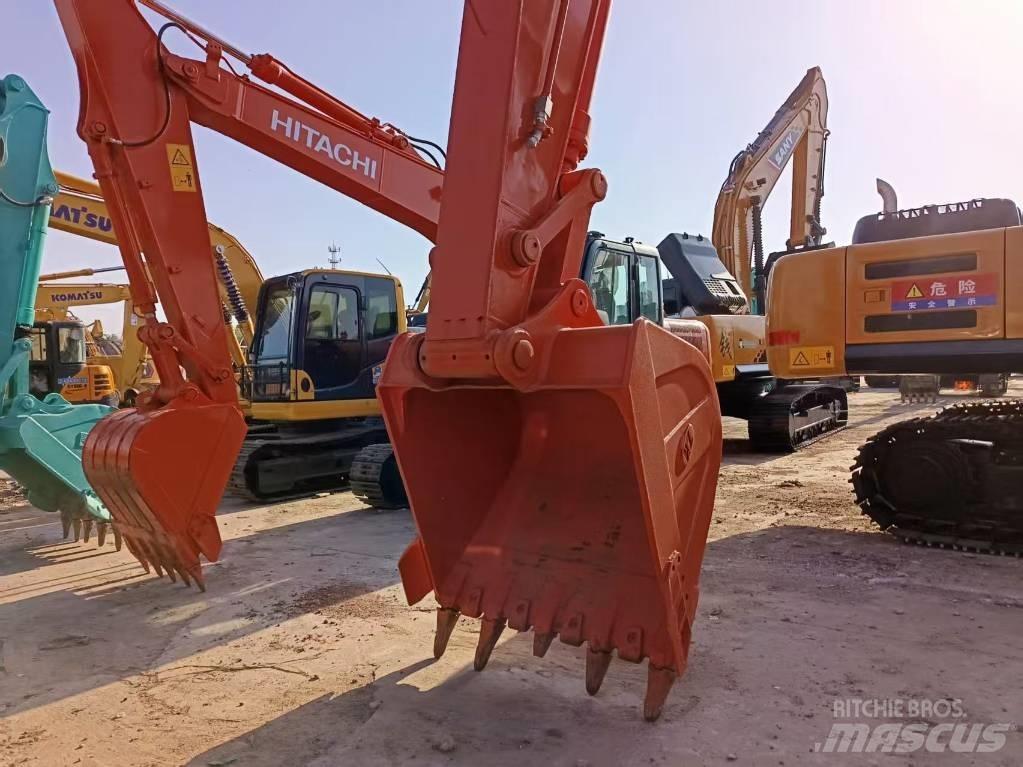 Hitachi ZX 240 Vikšriniai ekskavatoriai