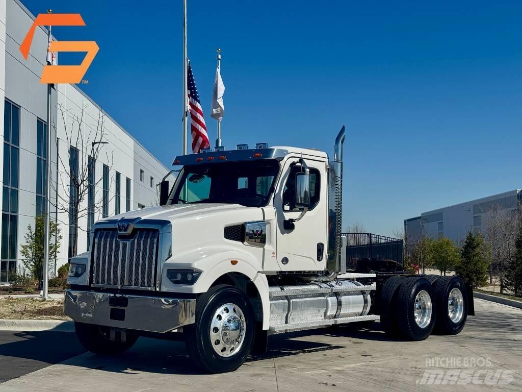 Western Star 49X Naudoti vilkikai