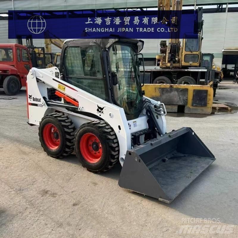 Bobcat s450 Krautuvai su šoniniu pasukimu