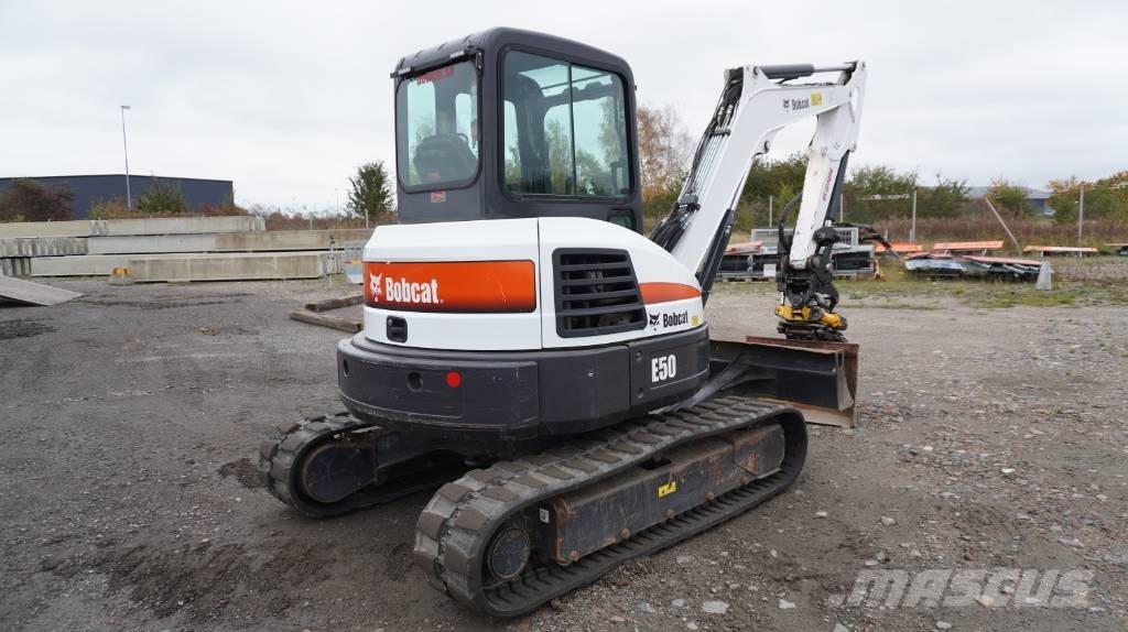 Bobcat E 50 Mini ekskavatoriai < 7 t