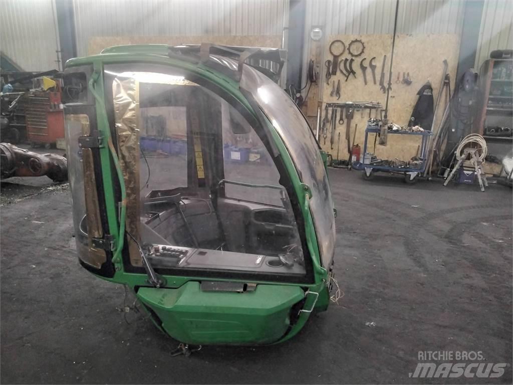 John Deere 1270E Kabinos ir salonai