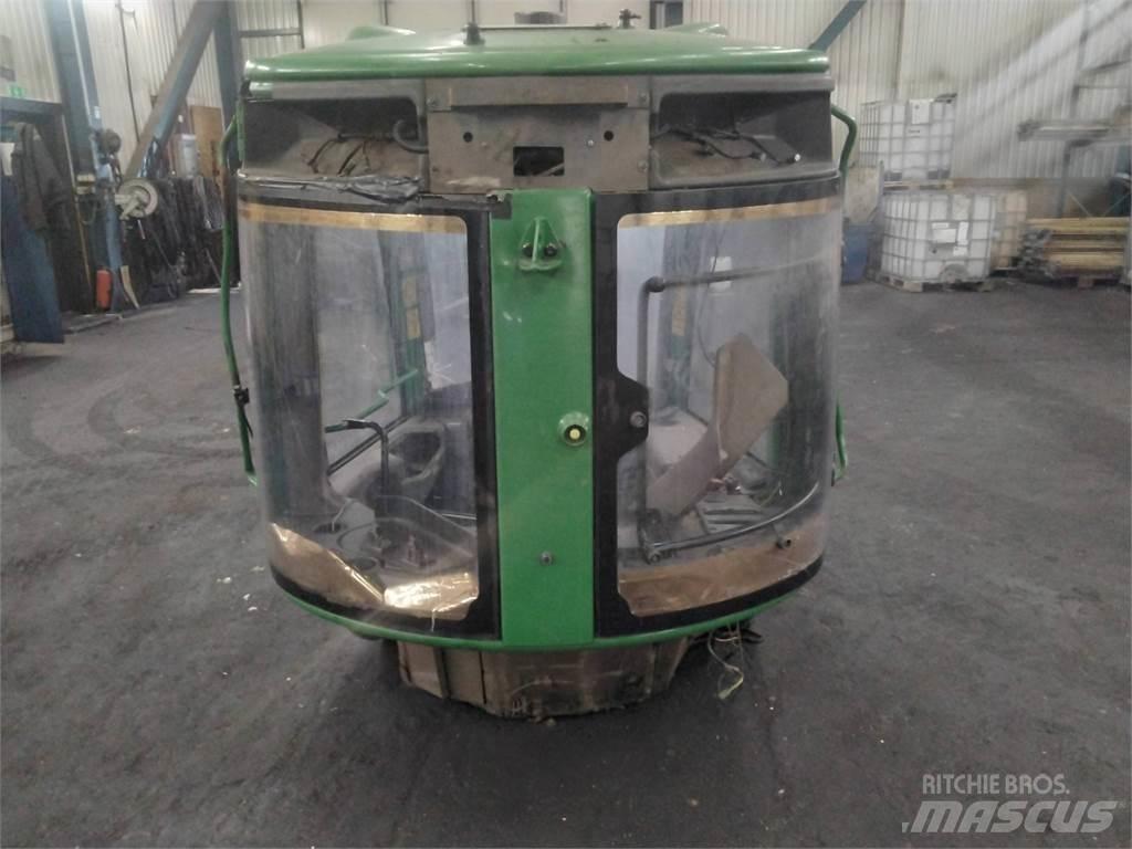 John Deere 1270E Kabinos ir salonai