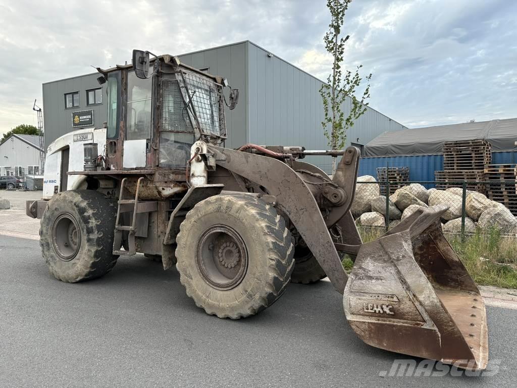 CAT 928 G Naudoti ratiniai krautuvai