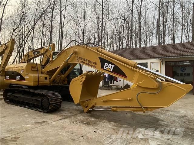 CAT 320C Vikšriniai ekskavatoriai