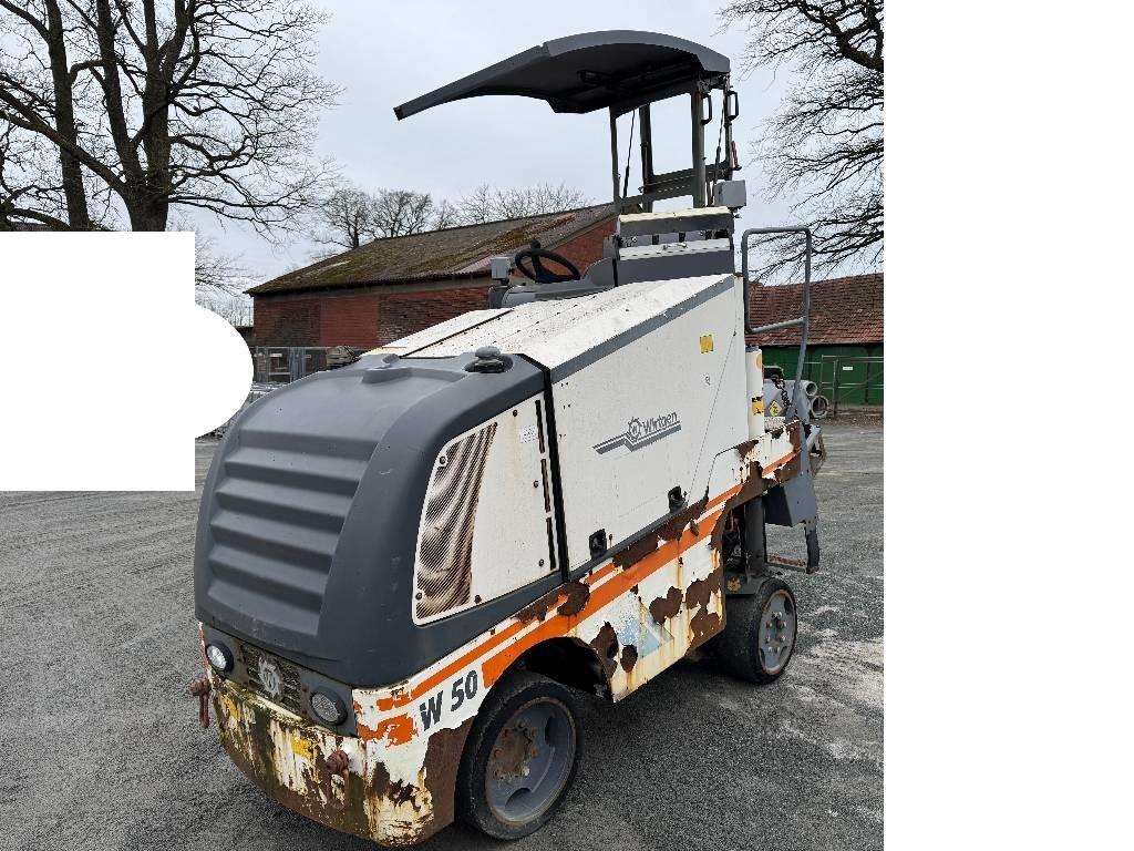 Wirtgen W 50 Asfalto šalto frezavimo technika