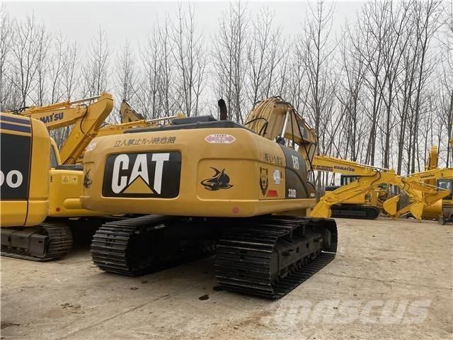 CAT 330 D L Vikšriniai ekskavatoriai