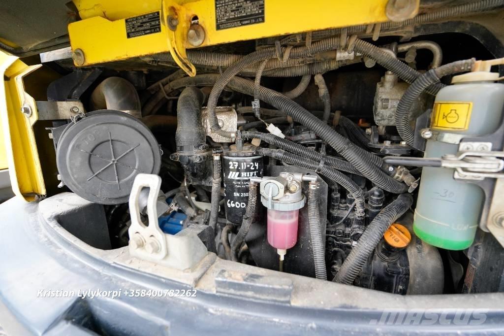 Yanmar SV 100-1 Vidutinės galios ekskavatoriai 7-12 t