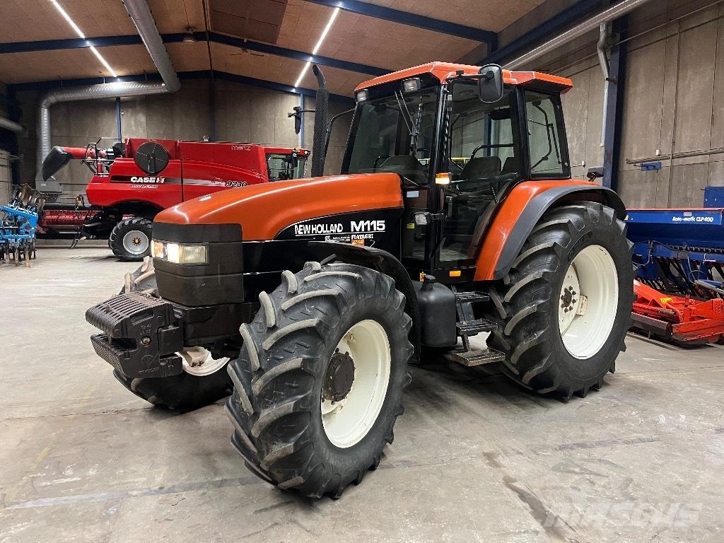 New Holland M 115 Traktoriai