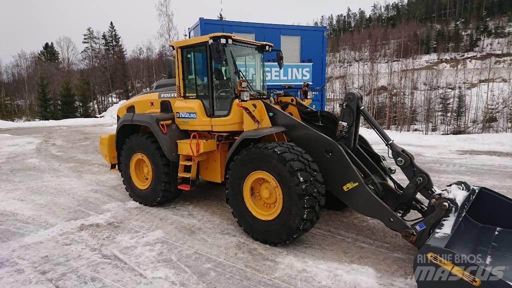 Volvo L120H, UTHYRES Naudoti ratiniai krautuvai