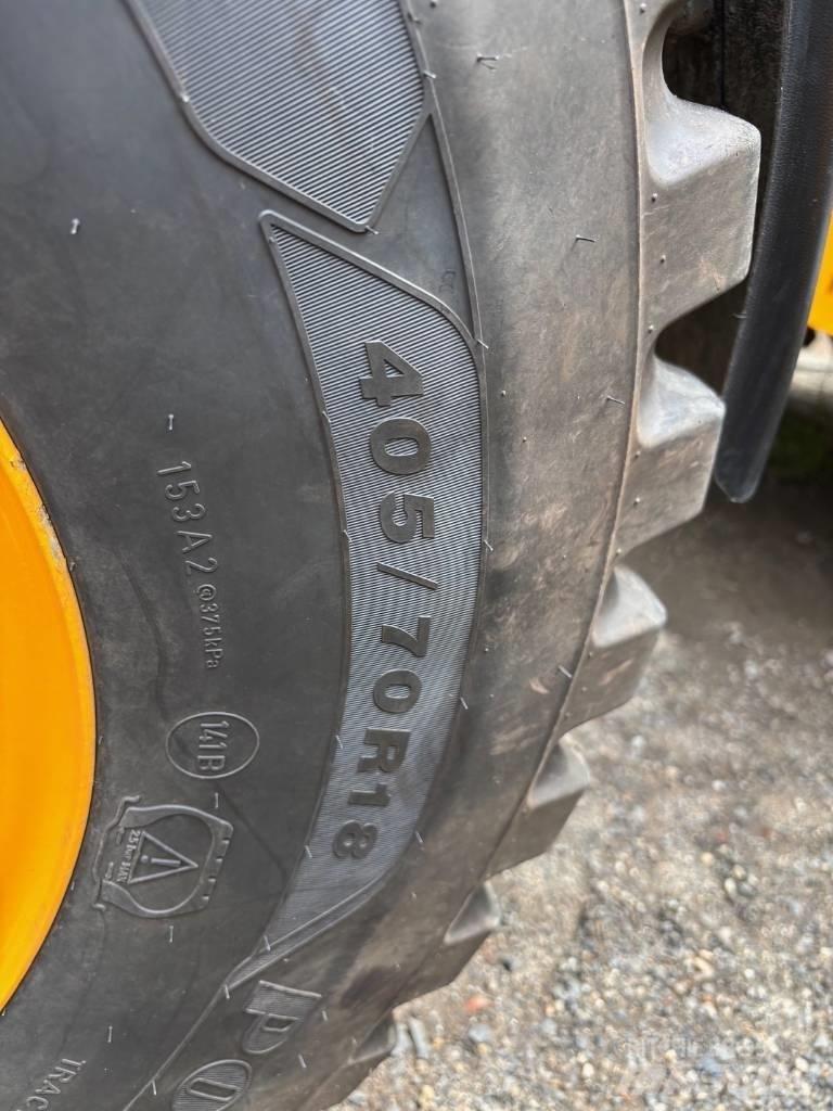 JCB 407 Naudoti ratiniai krautuvai