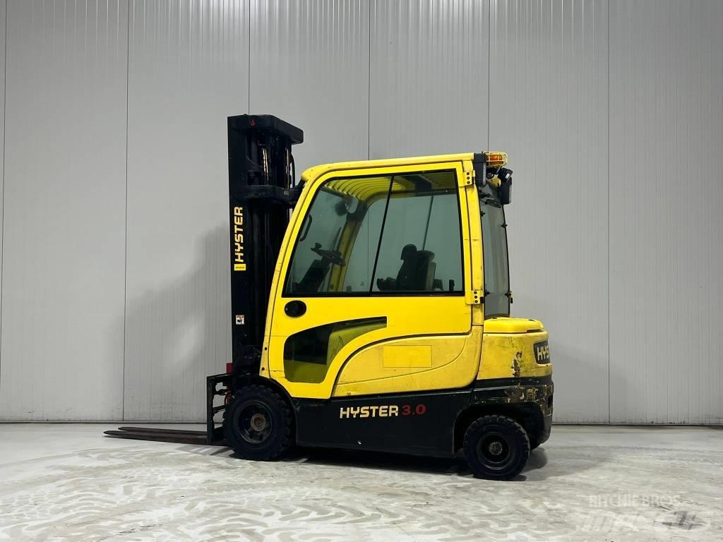 Hyster J3.0XN Elektriniai šakiniai krautuvai