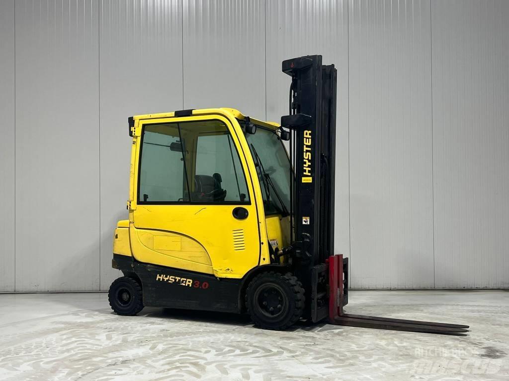 Hyster J3.0XN Elektriniai šakiniai krautuvai