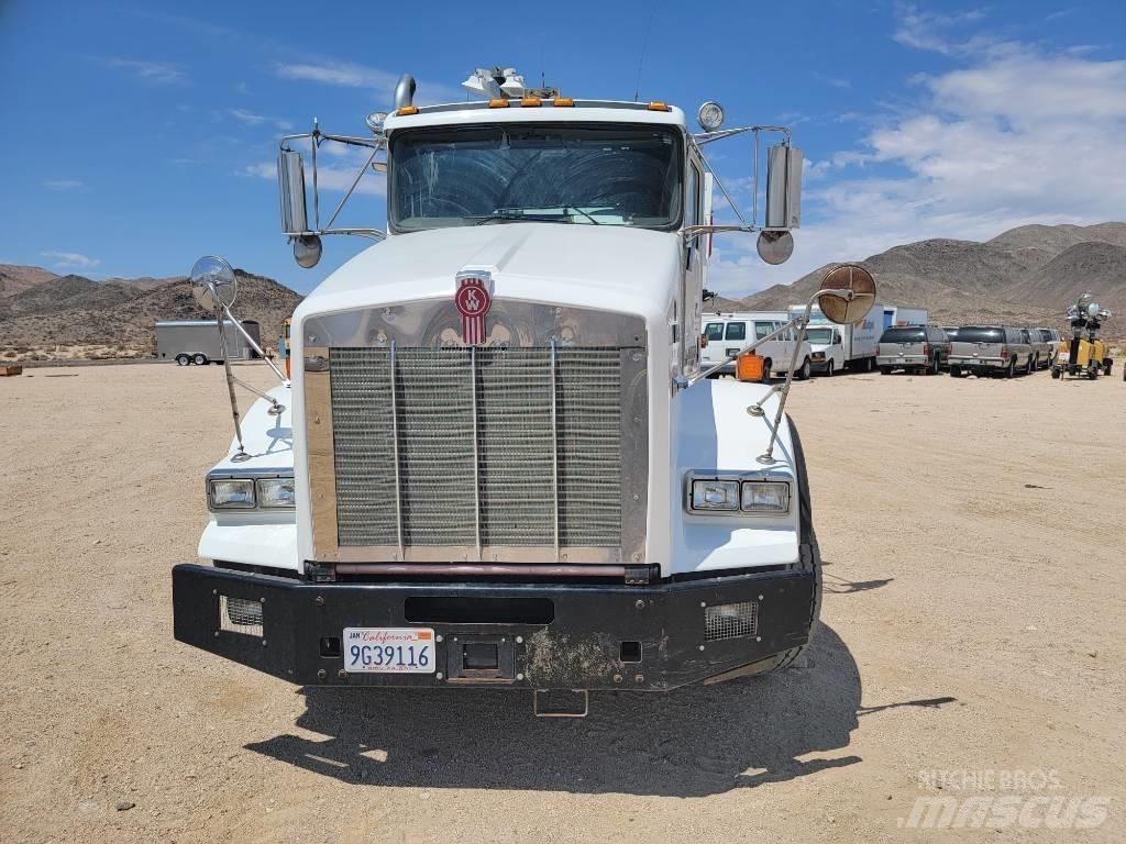 Kenworth T 800 Naudoti vilkikai
