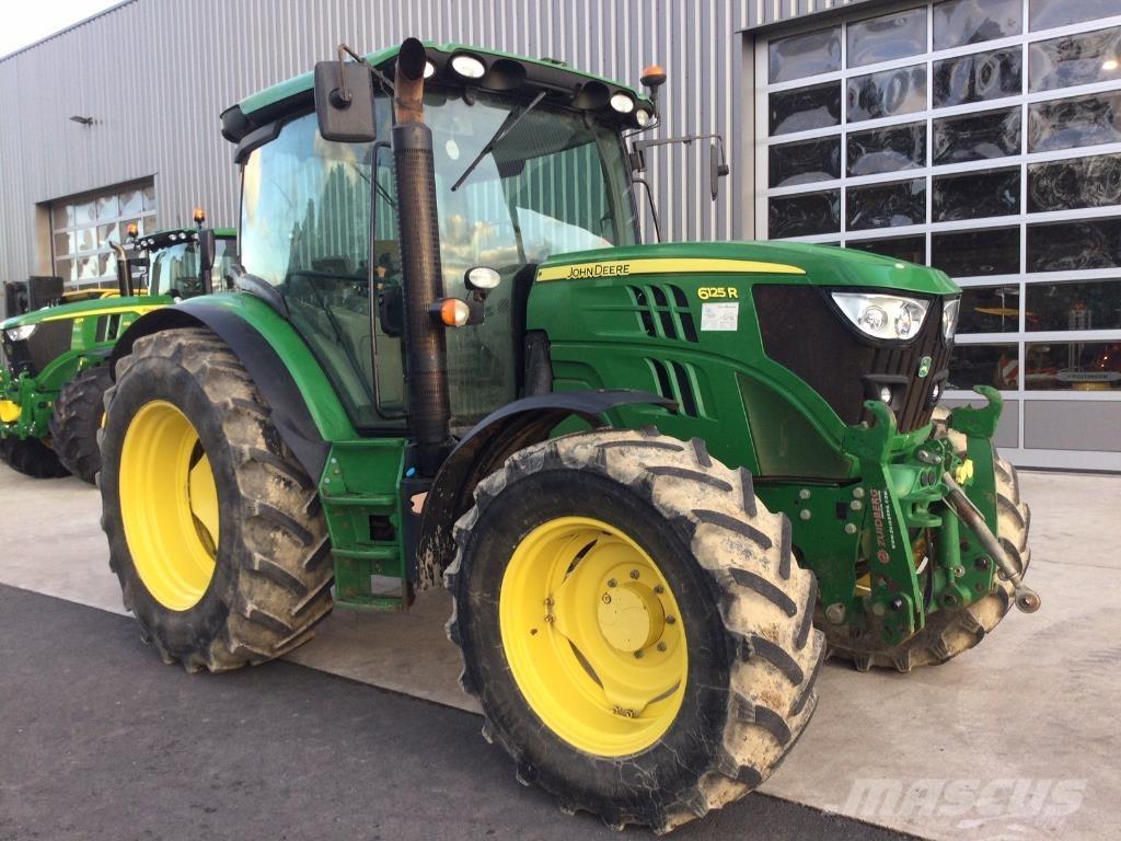 John Deere 6125R Traktoriai