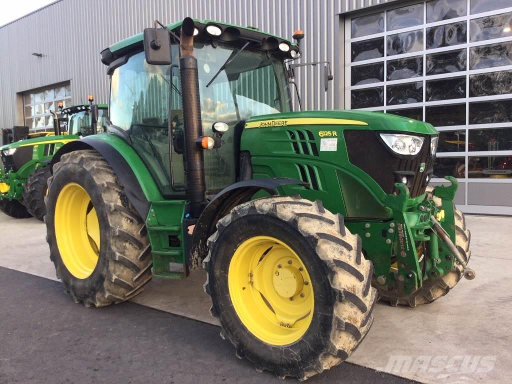 John Deere 6125R Traktoriai