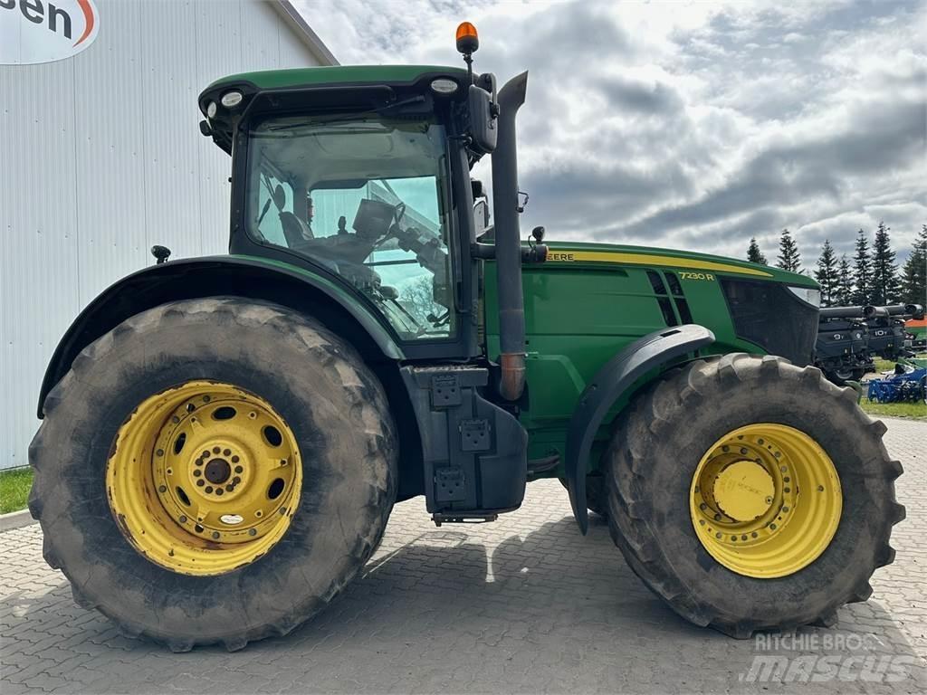 John Deere 7230R Traktoriai