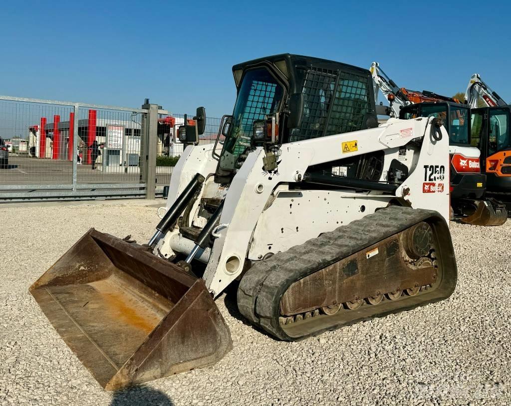 Bobcat T 250 Vikšriniai krautuvai
