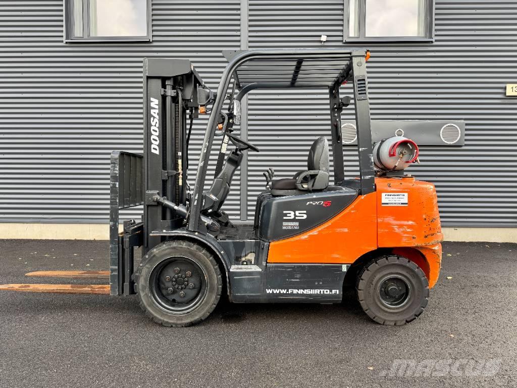 Doosan G 35 C-5 LPG (dujiniai) krautuvai