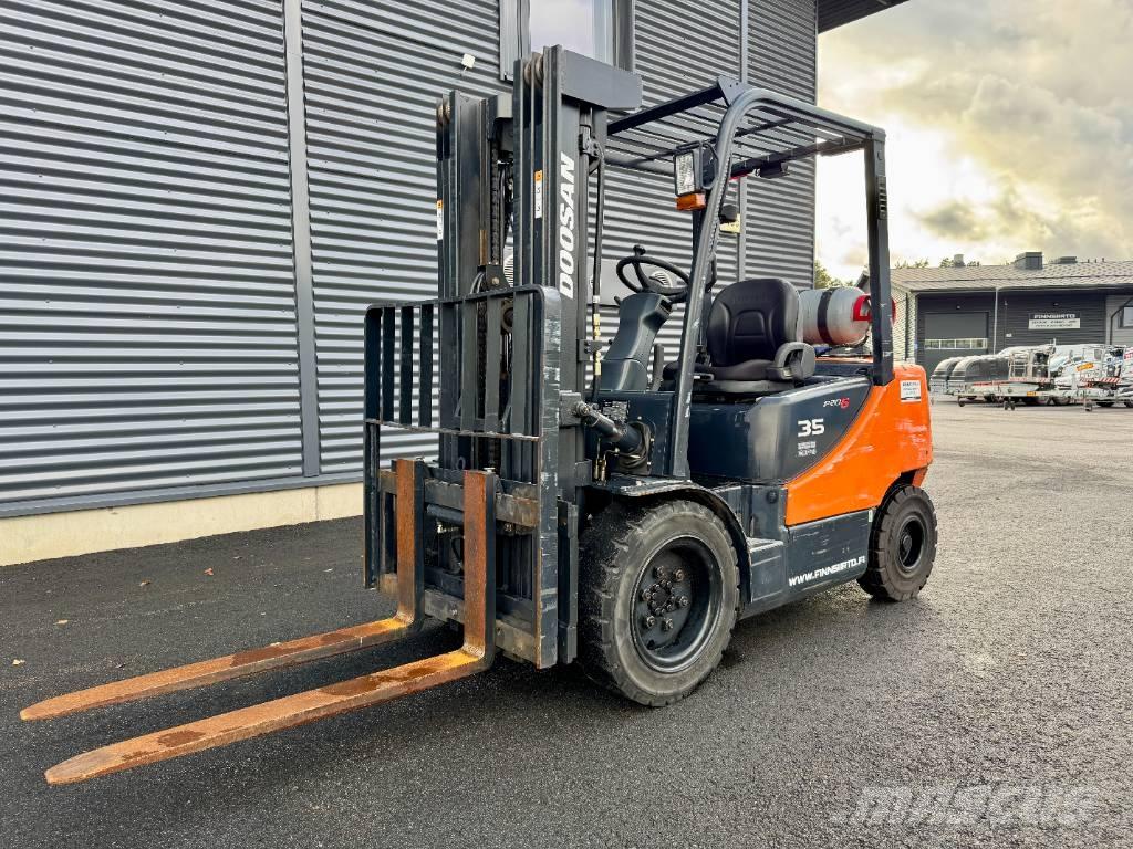 Doosan G 35 C-5 LPG (dujiniai) krautuvai