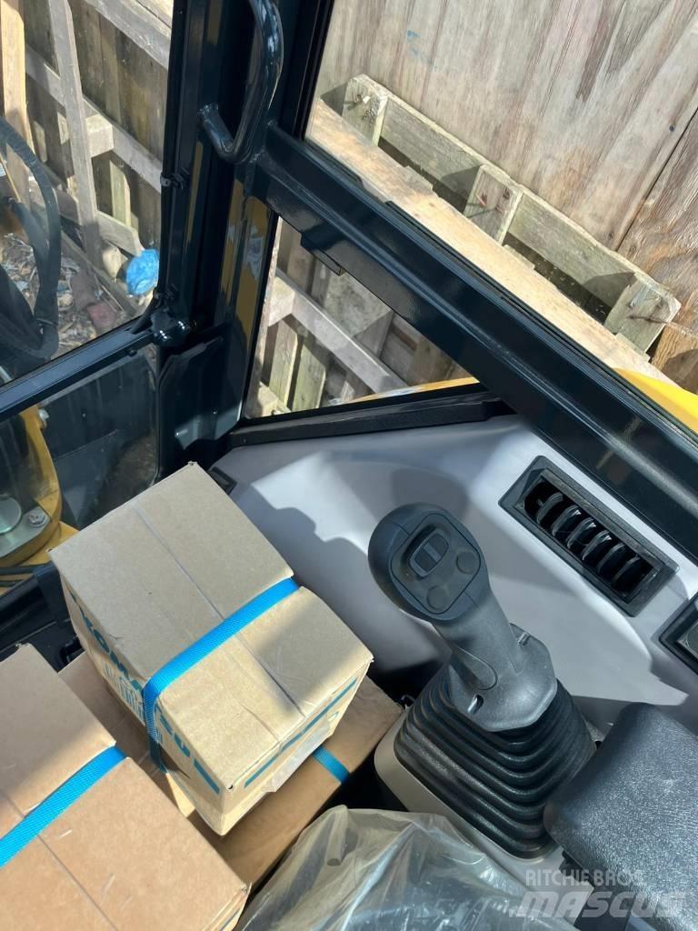 Komatsu PC 26 MR Mini ekskavatoriai < 7 t