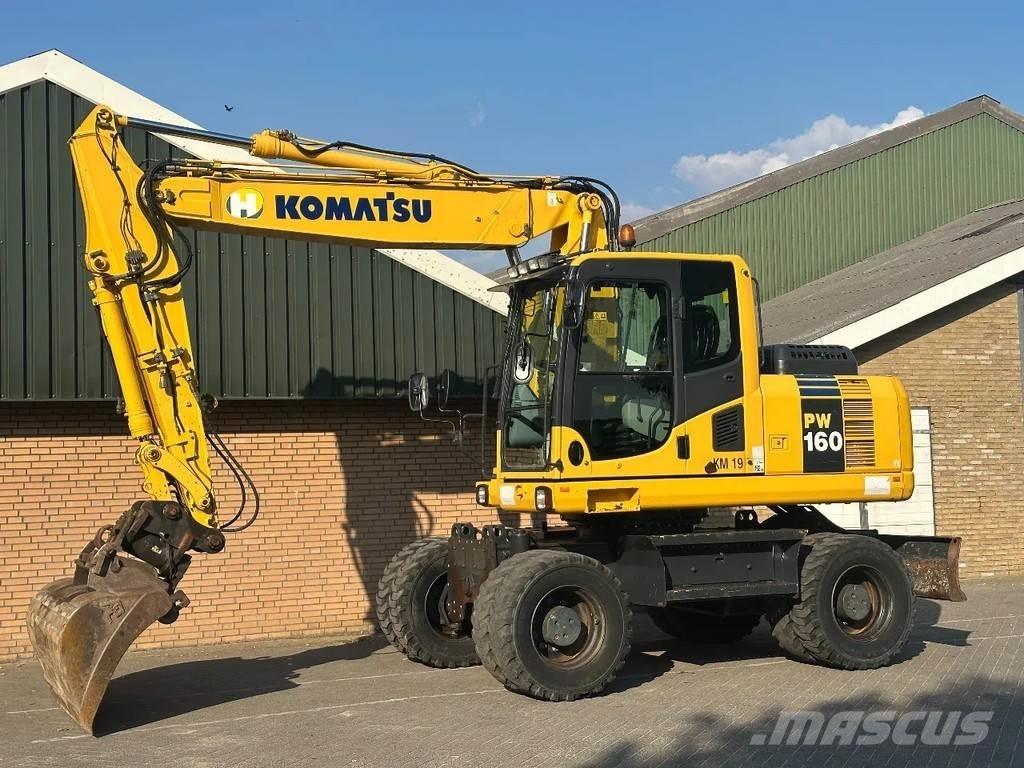 Komatsu PW160-8 Ratiniai ekskavatoriai