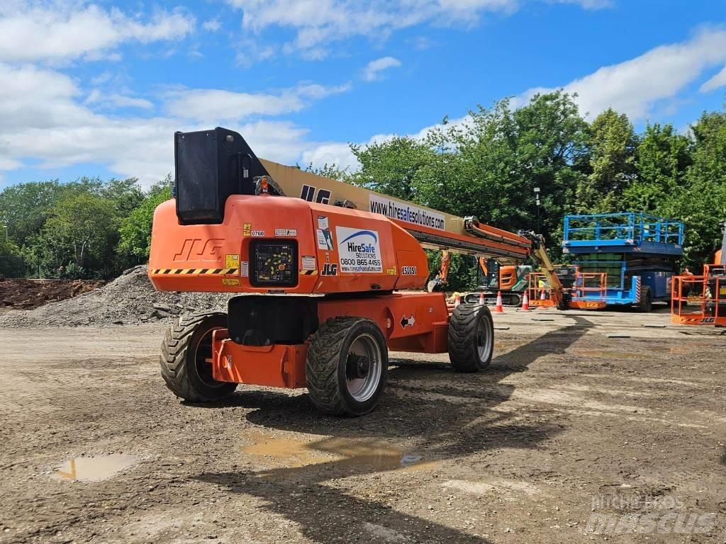 JLG 1500 SJ Teleskopiniai keltuvai